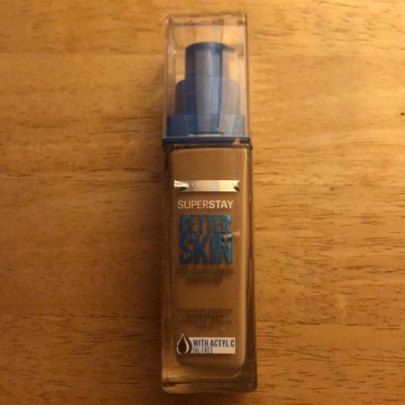 Maybelline Better Skin Foundation - Picture 1 of 2